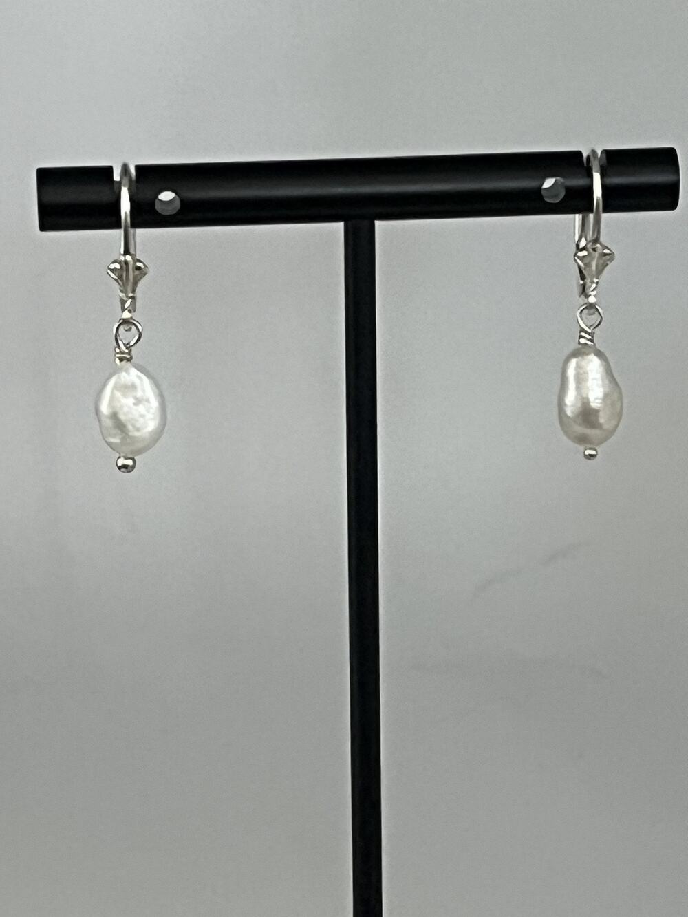 Mississippi River Pearls Sterling Silver Pearl Earrings